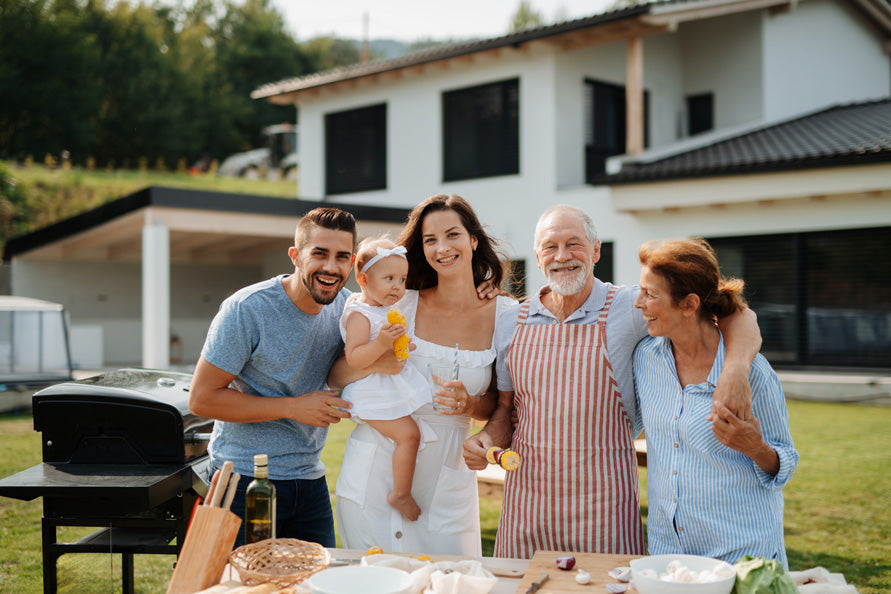 Repas de famille pour baptême de bébé