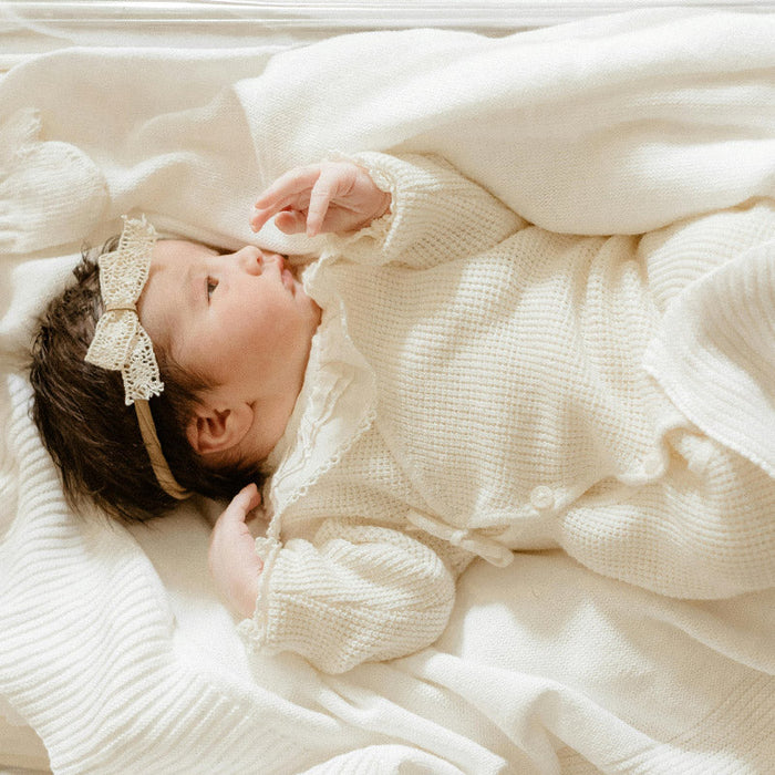Cadeau naissance fille : 30 idées utiles, douces et originales pour célébrer une arrivée unique