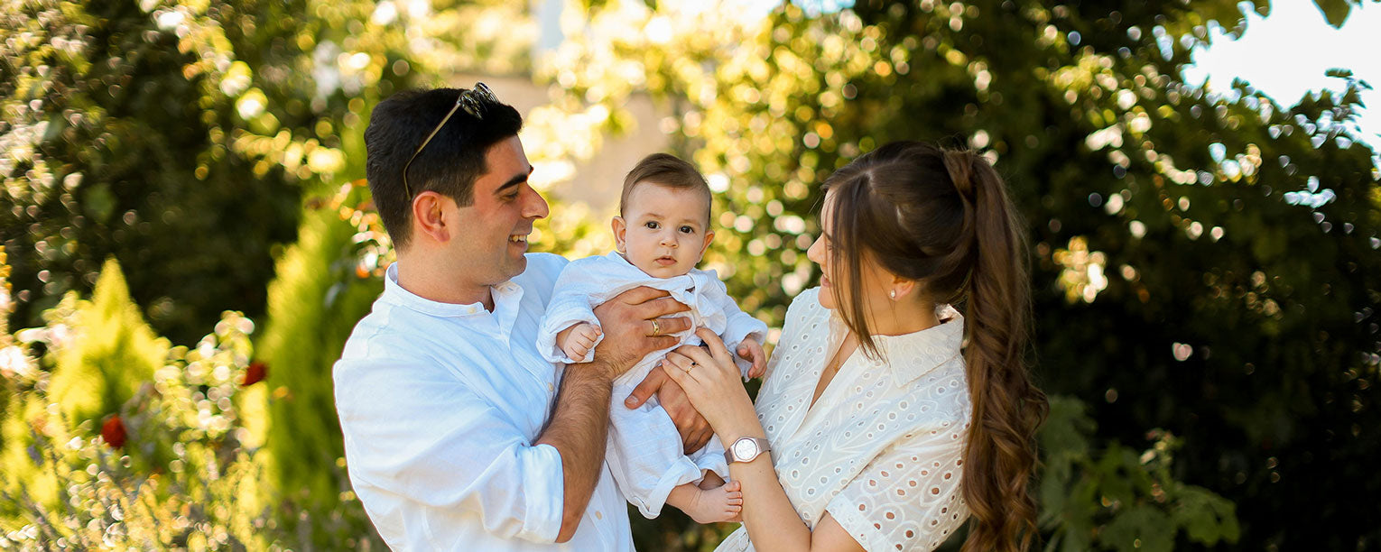 Choix parrain marraine : comment trouver les personnes idéales pour votre enfant ?