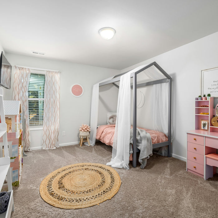 Chambre bébé fille : idées simples et rassurantes pour créer un cocon doux et fonctionnel