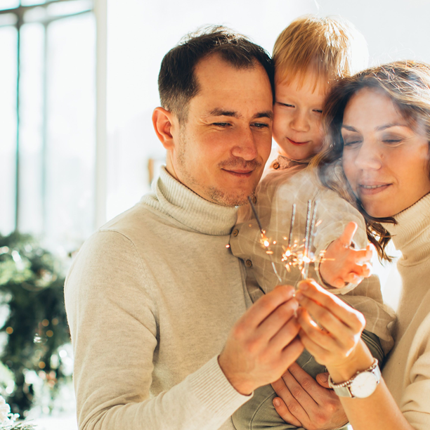 Tradition des vœux : ces rituels du Nouvel An qui rapprochent les gens
