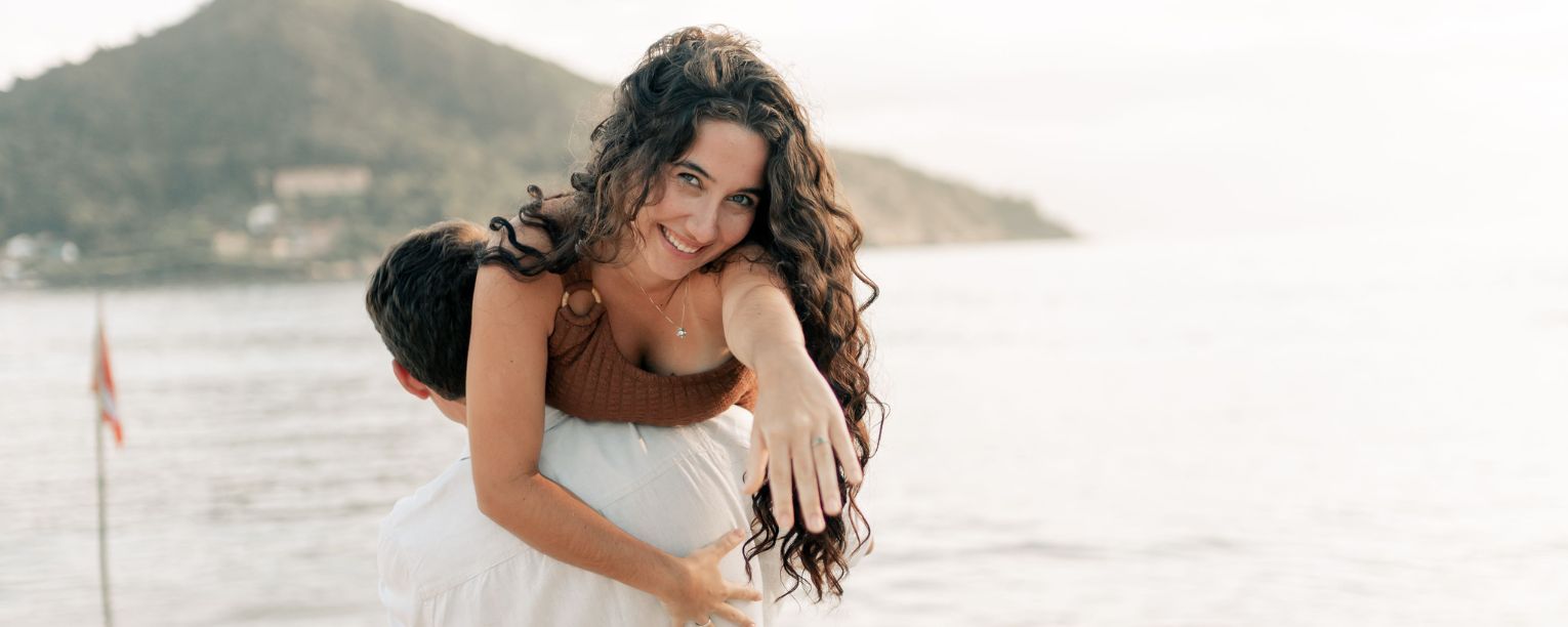 Comment annoncer son mariage : 12 idées originales pour partager cette grande nouvelle