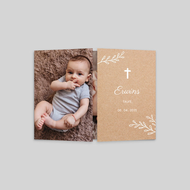 Kleine Zweige auf Kraft