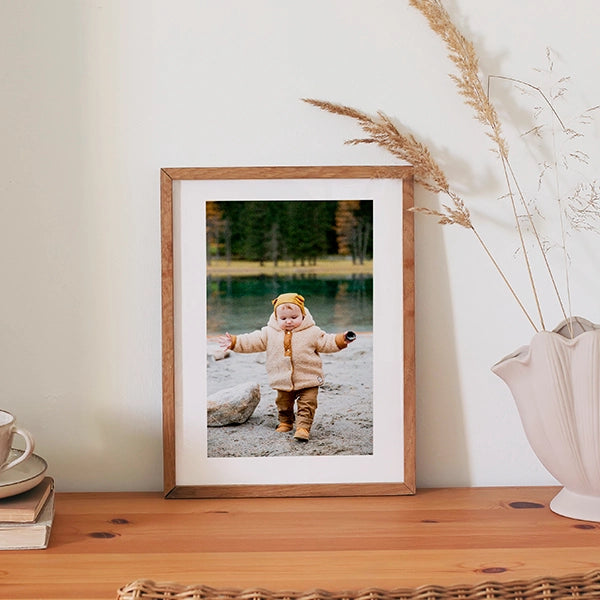 Affiche photo premium encadrée, sublimez vos plus beaux souvenirs de famille avec élégance.