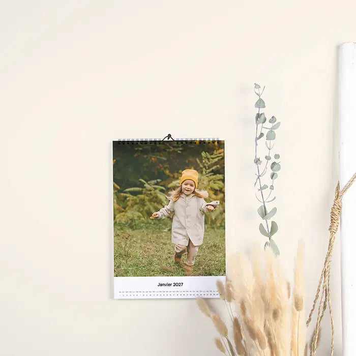 calendrier photo mural portrait a5 format discret et pratique entierement personnalisable